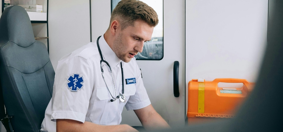 Integrating Lean Practices in Healthcare Operations for Better Outcomes