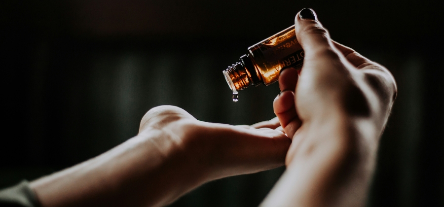 The Booming Cosmetic Oil Market Growth, Greenwashing, and What You Need to Know
