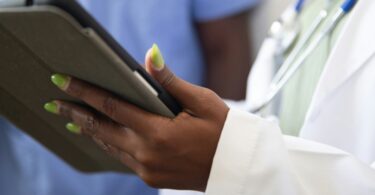 The Rise of Symptom Checker Chatbots & Virtual Health Assistants in Digital Healthcare 